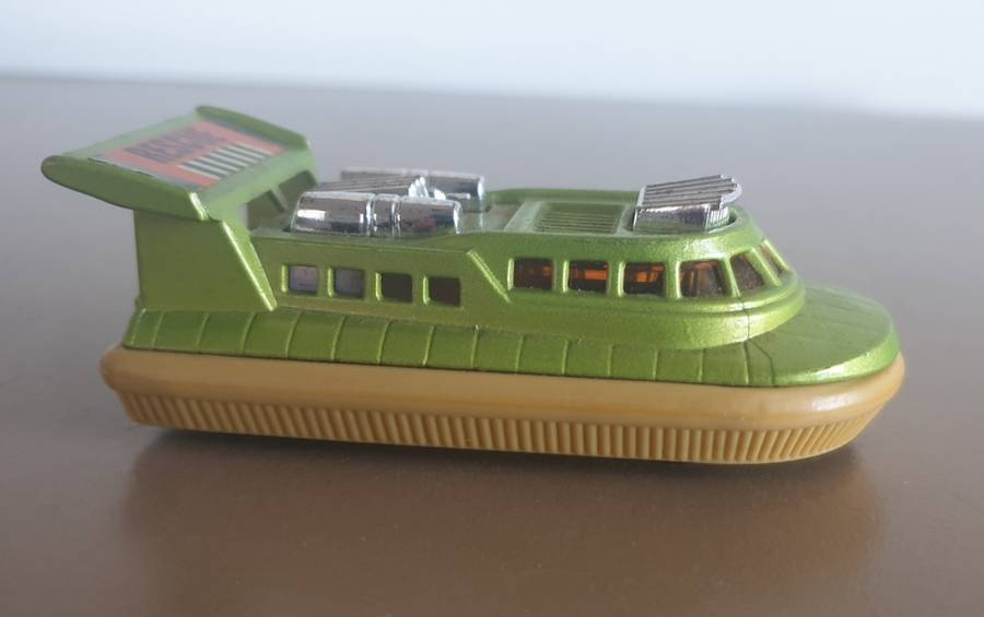Matchbox Superfast Hovercraft